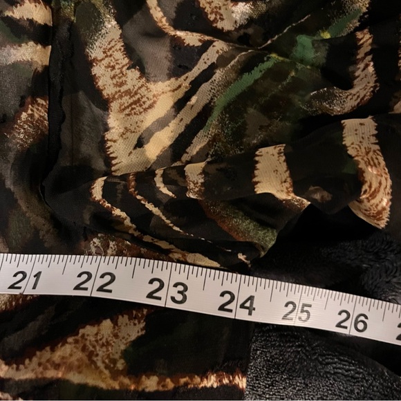 Caroline Rose Silk Blend Sheer-ish Tunic Blouse – Abstract Animal Print, Size L - Picture 7 of 9